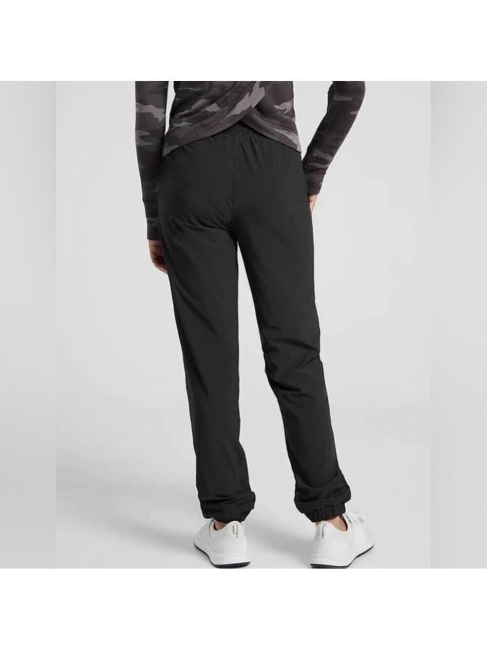 Athleta Girl Lined High Jump Jogger Navy Size Medium - Picture 9 of 10